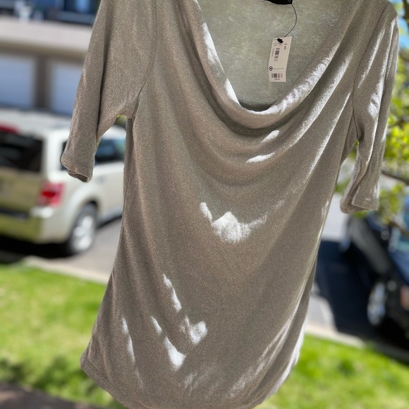 Top - Picture 3 of 4